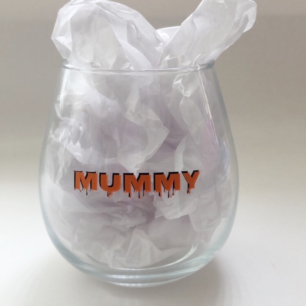 Mummy wine glass